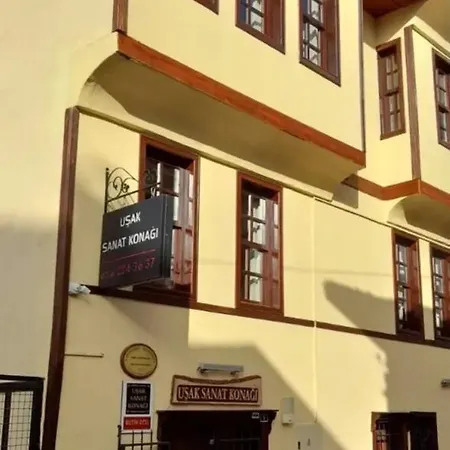 Sanat Konagi * Uşak